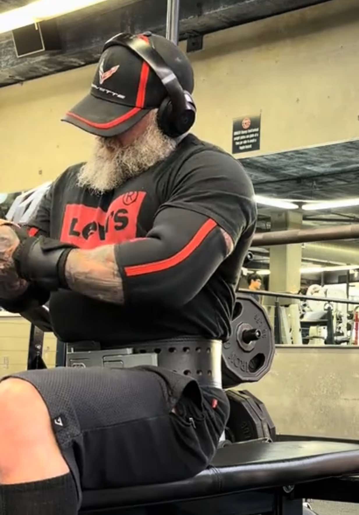 @old man jacked