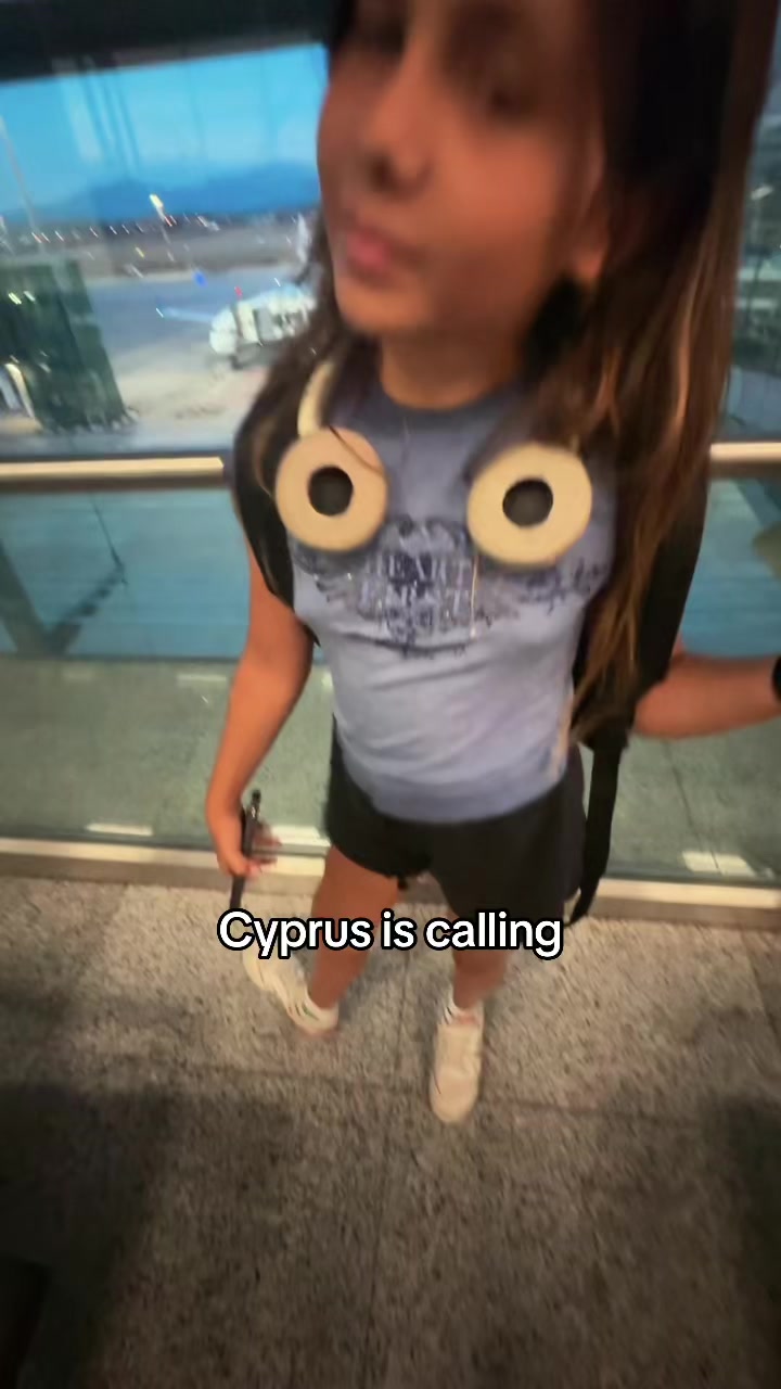 @skinyjean