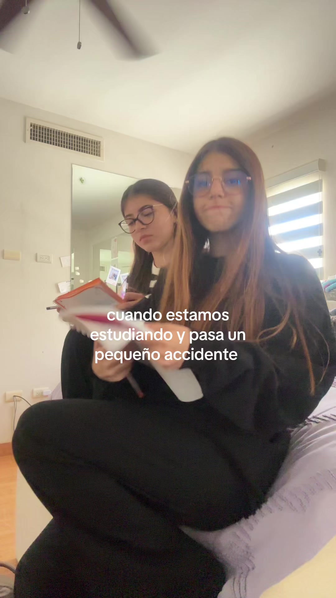 @Aitana