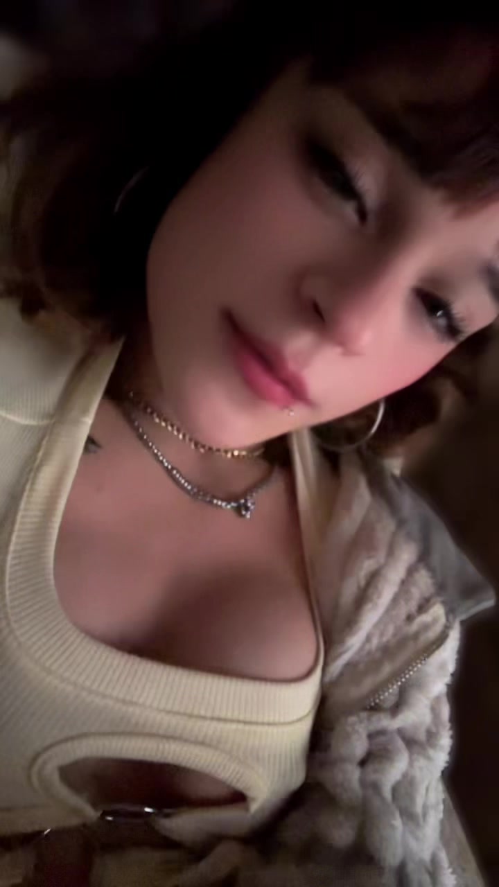 @nikki_juliet_