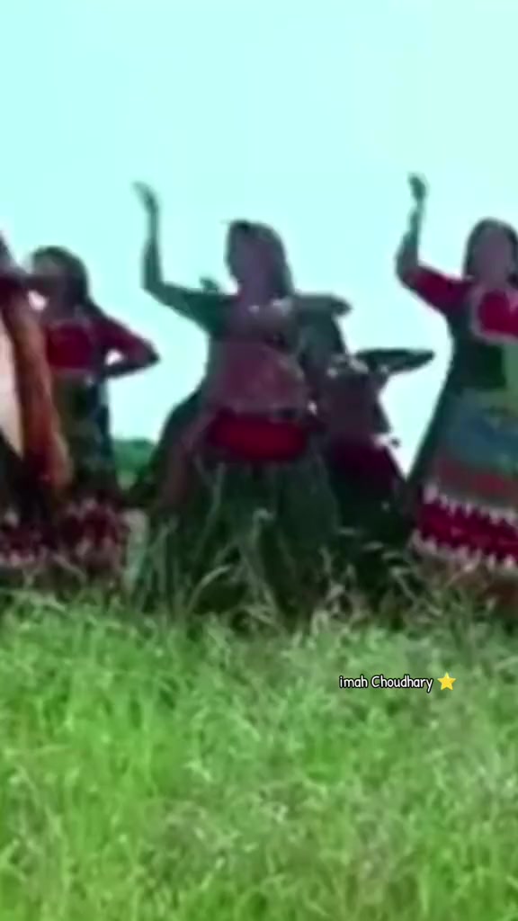 @Saung_bollywood 💫