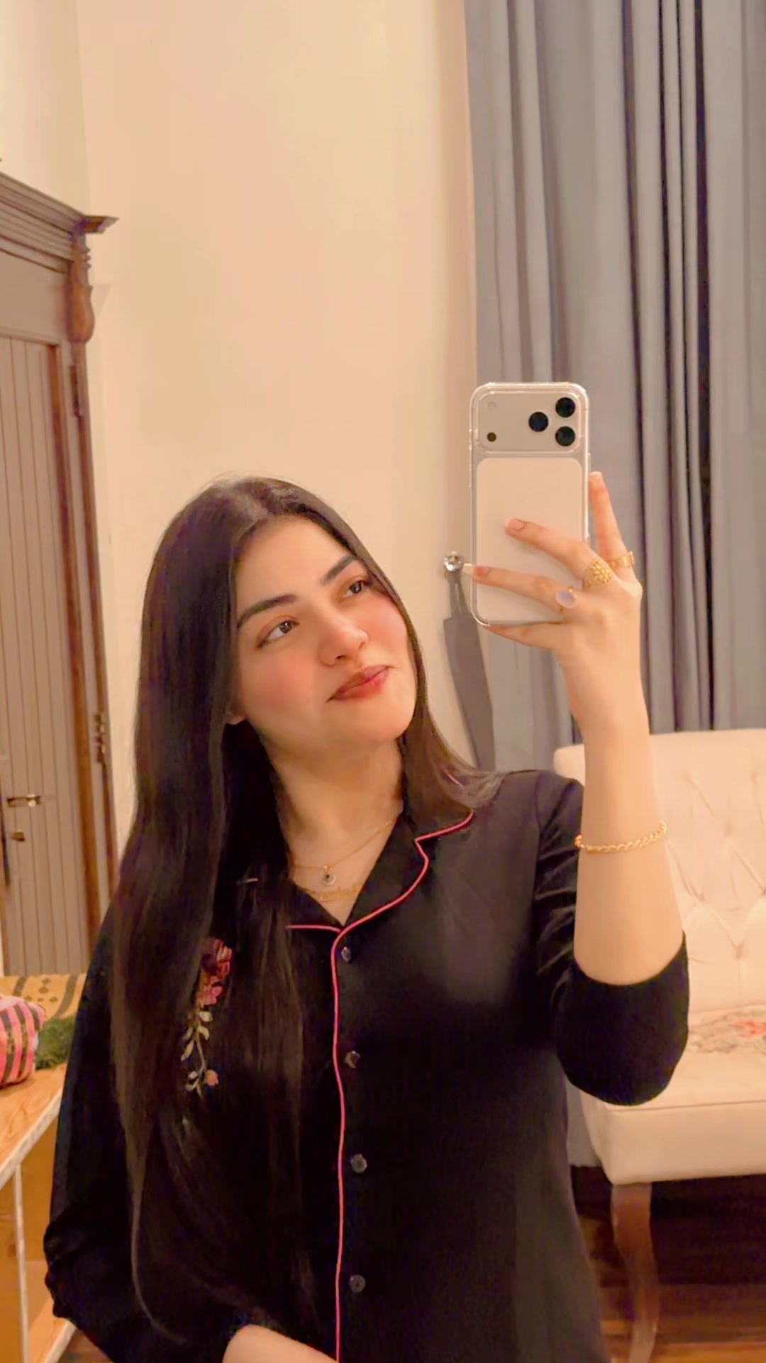 @مسکان بٹ ✨