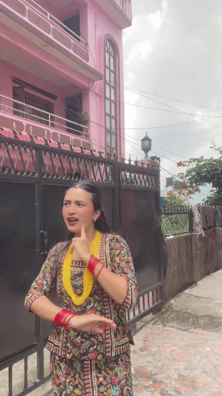 @Ayushu🤪