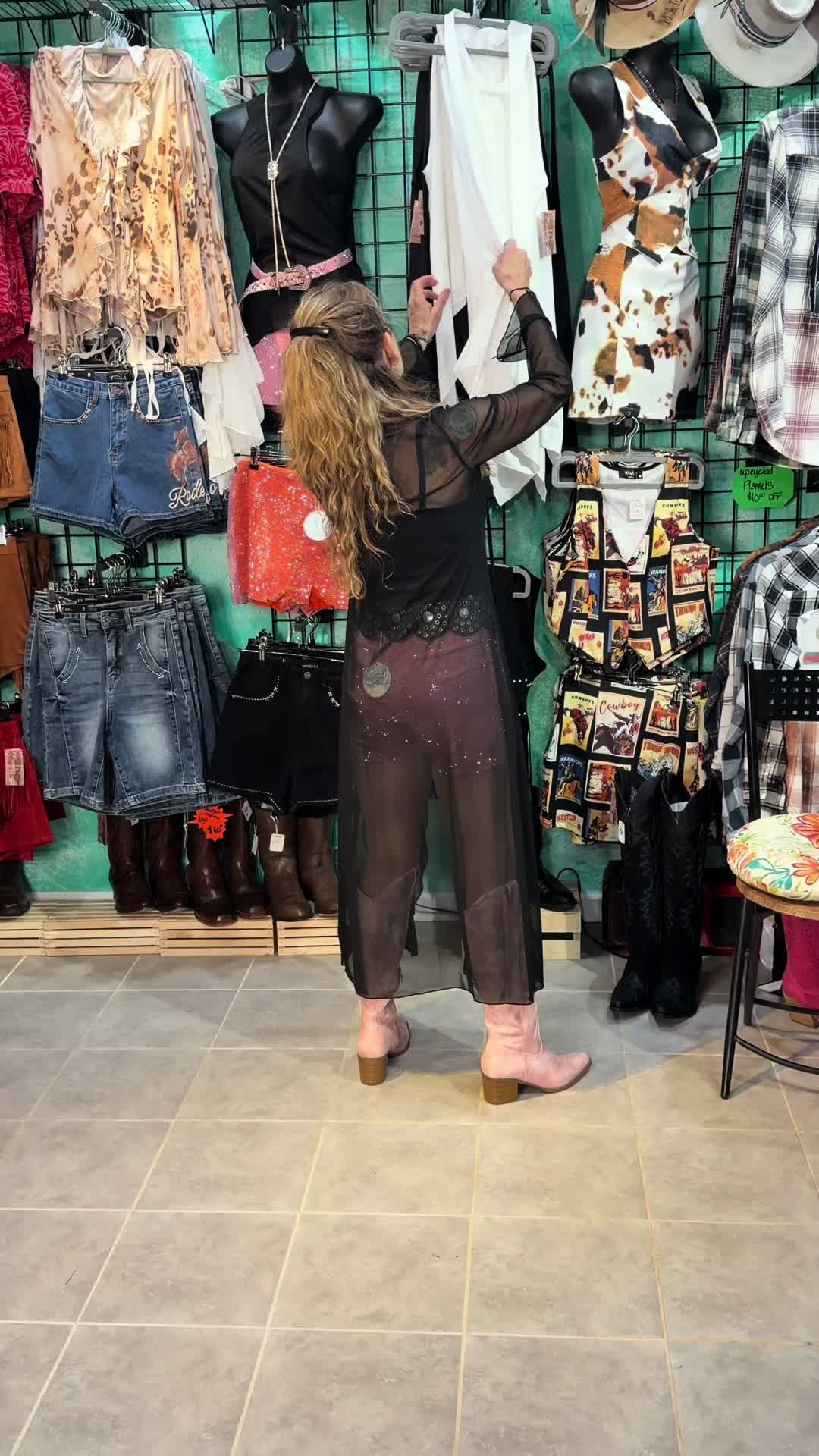 @Trendy Not Spendy BOOTique