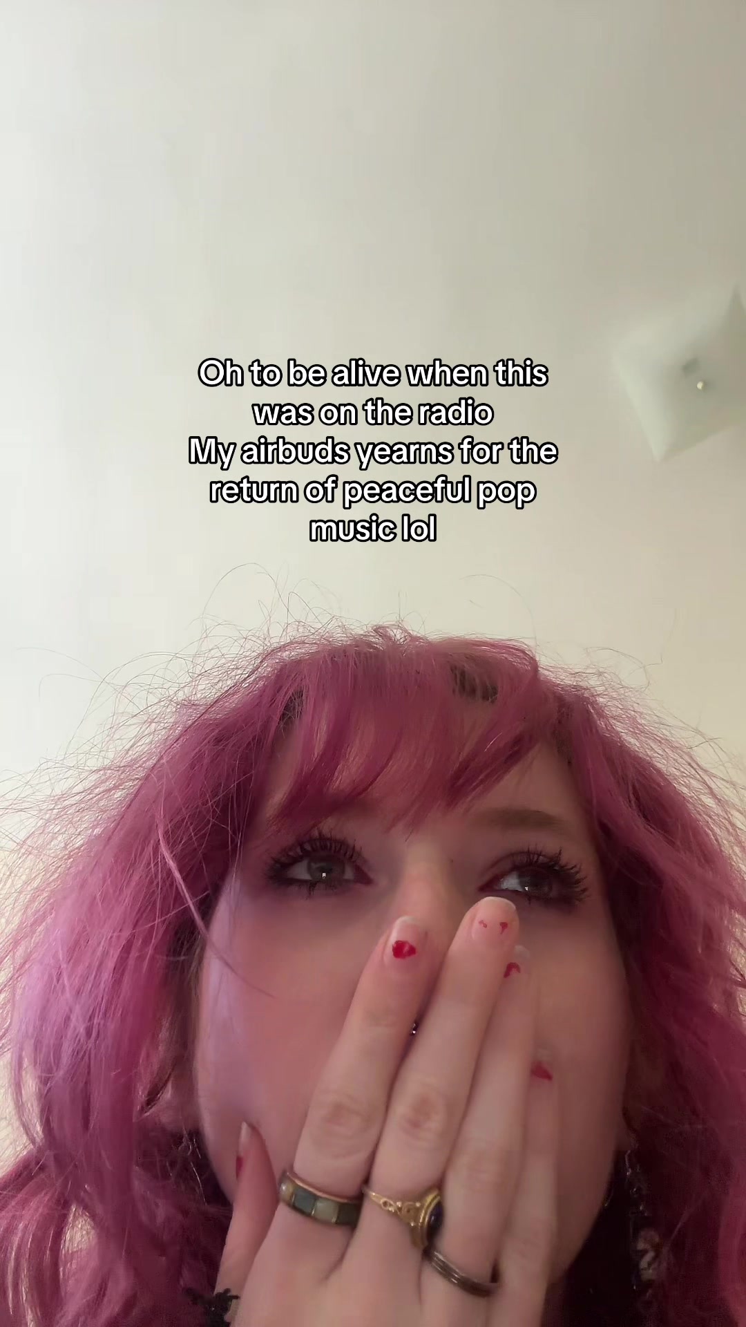 @emily.airbuds