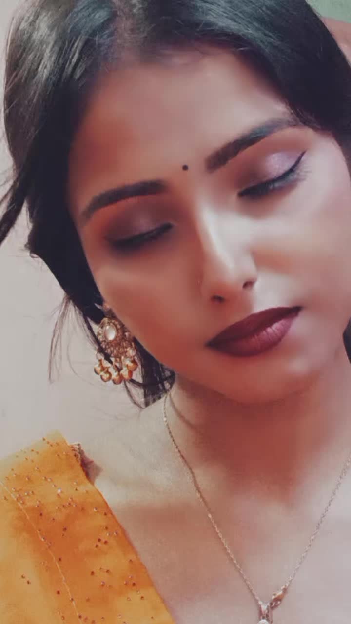 @rakhi thakur🌸🕊️