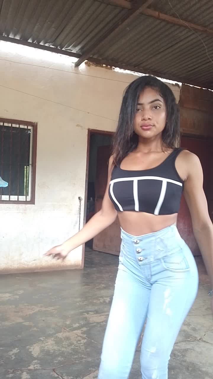 @👑La Pequeña👑