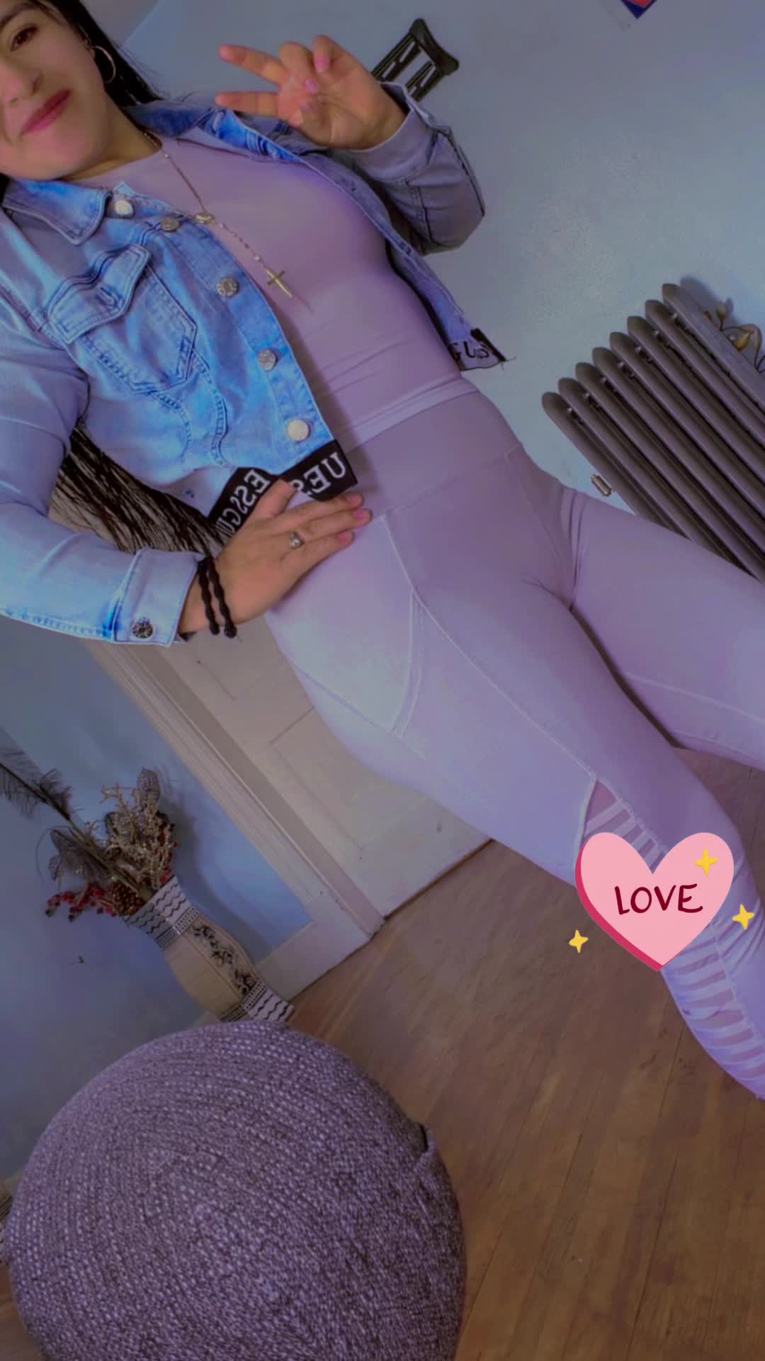 @🦋