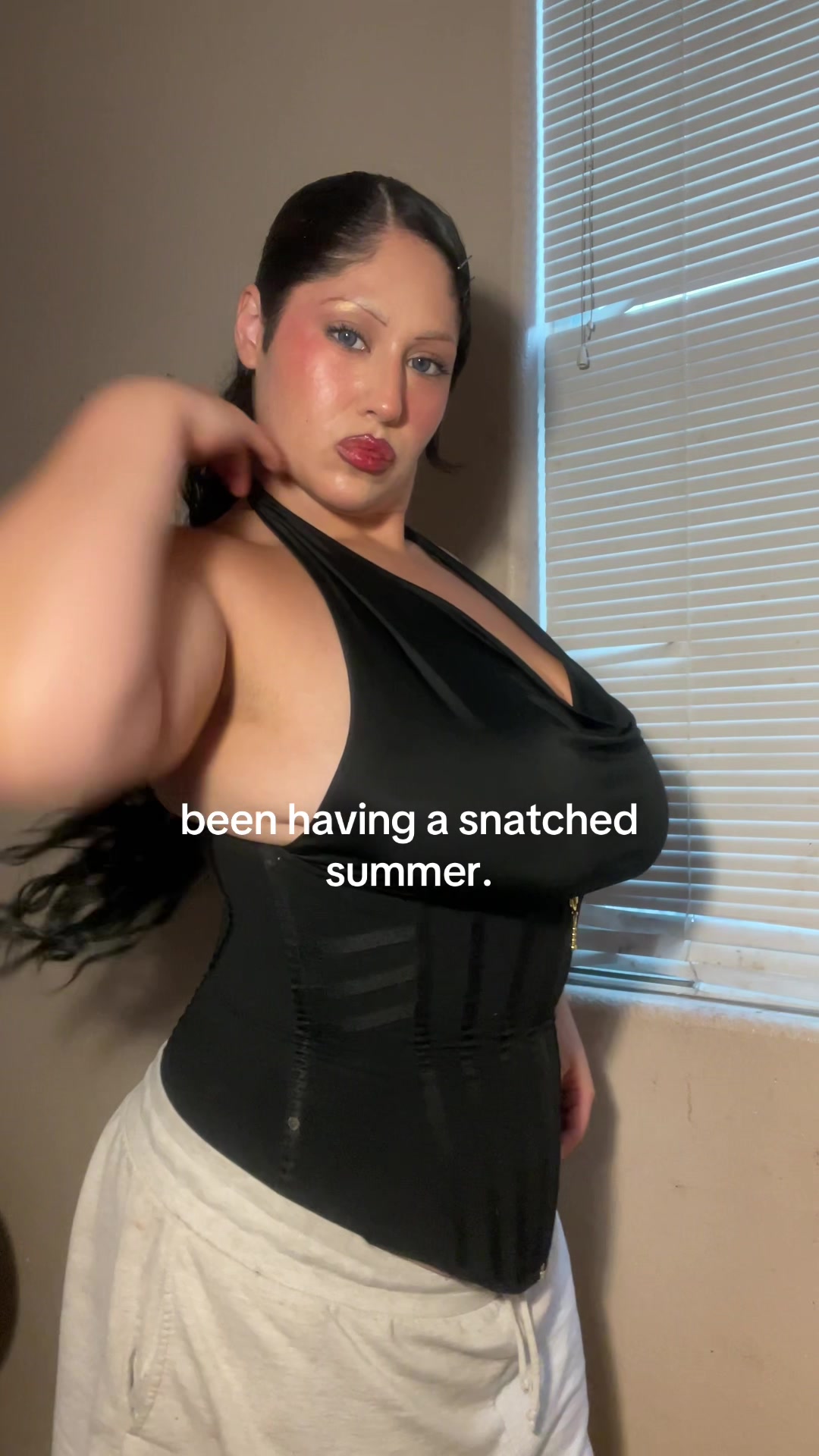 @𝒋𝒂𝒔𝒎𝒊𝒏𝒆𝒍𝒊𝒍𝒚𝒓𝒐𝒔𝒆