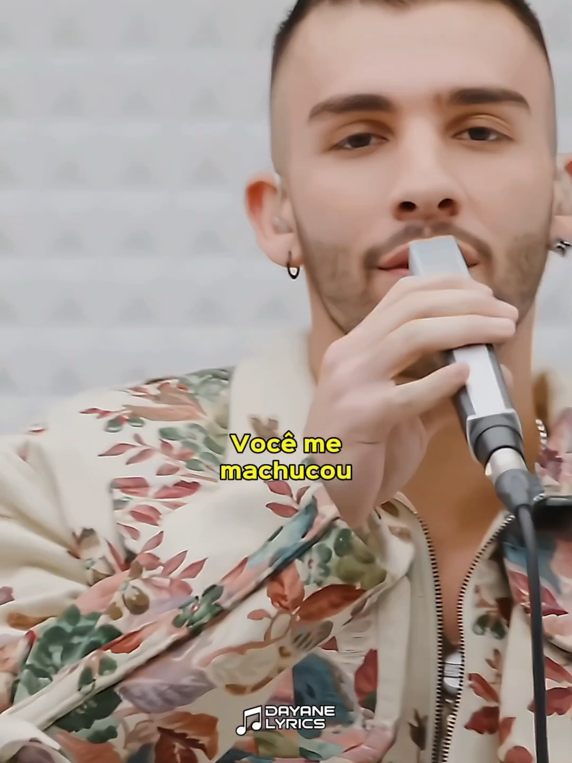 @Dayane Lyrics