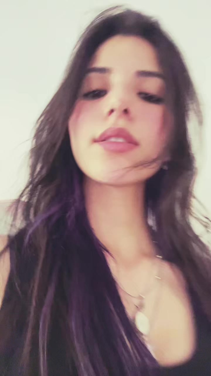 @Azranur G&uuml;l&uuml;ş🇹🇷