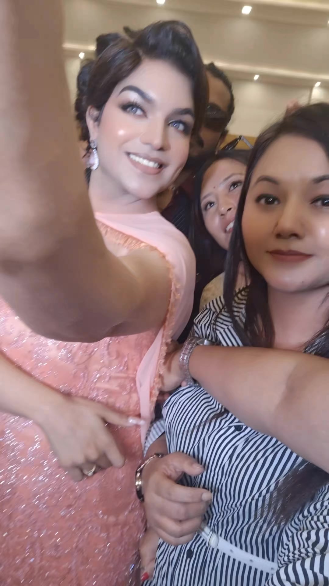 @LUX💕