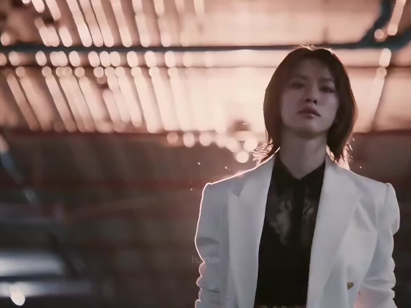 @l&uuml;na