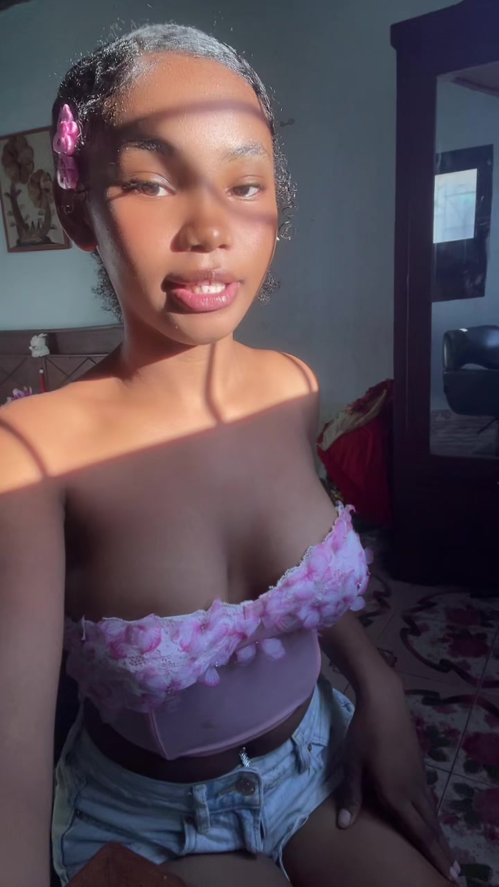 @adja