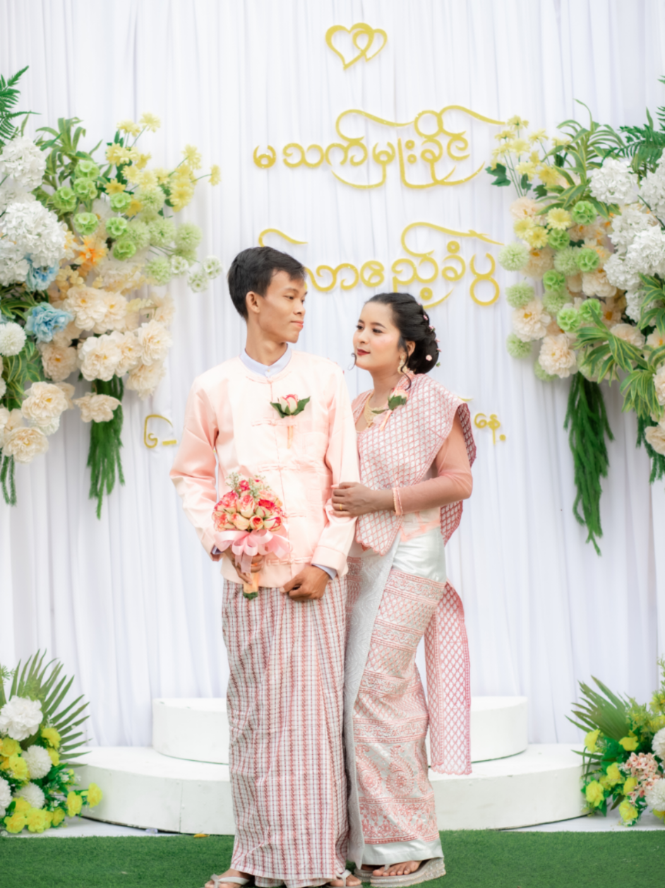@Khaing Photography 📷