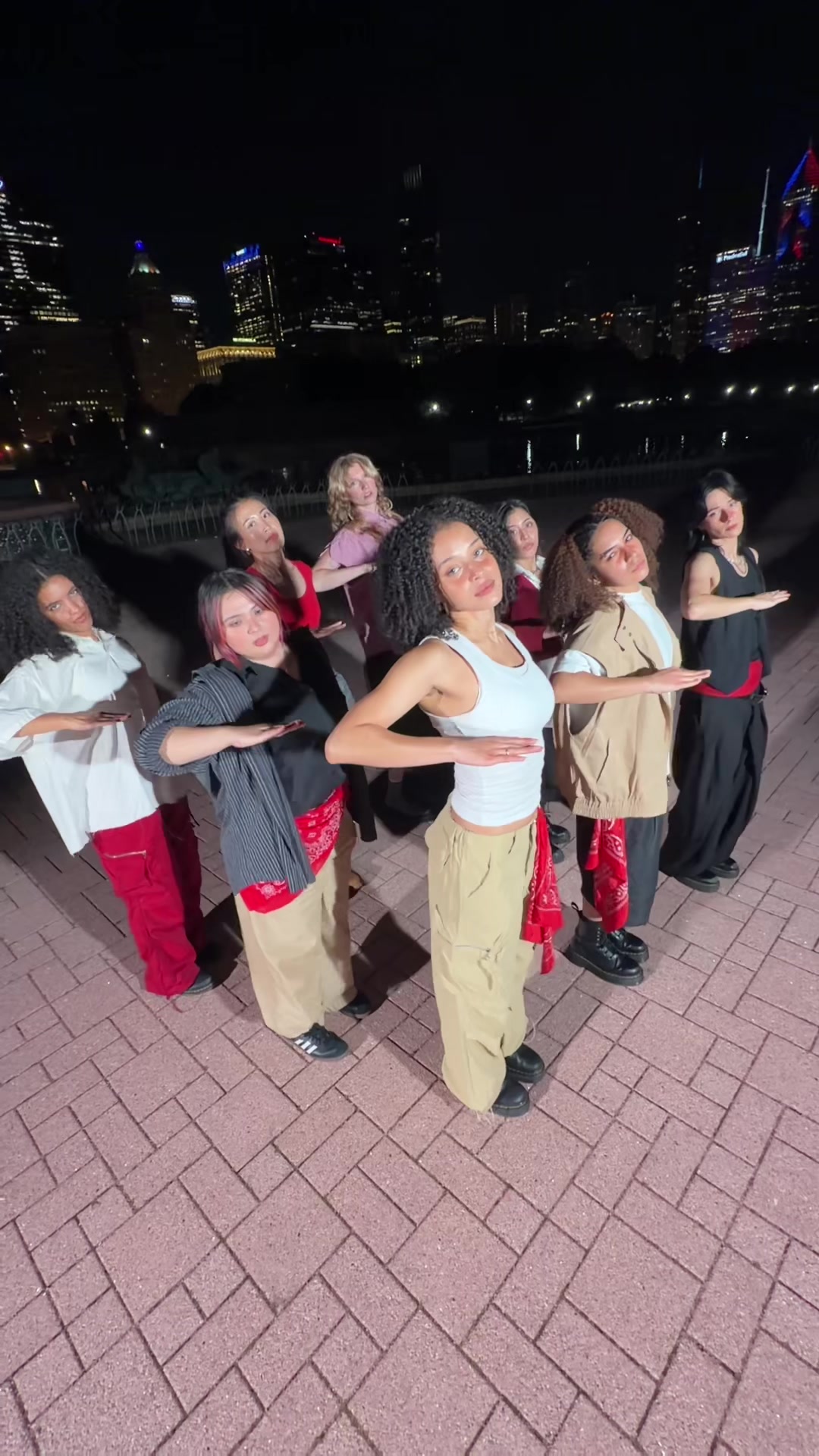 @DUPLE DANCE CREW