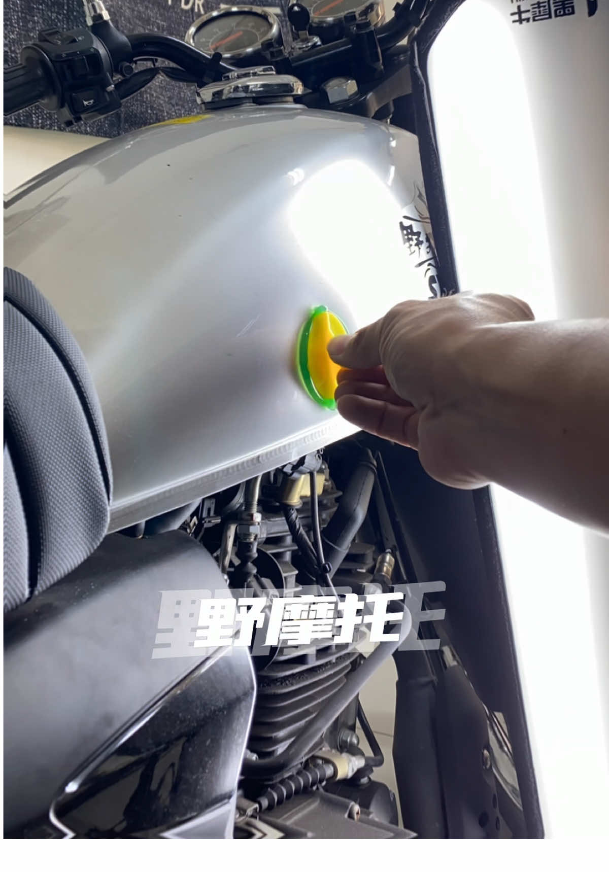 @精丞汽車凹痕修復