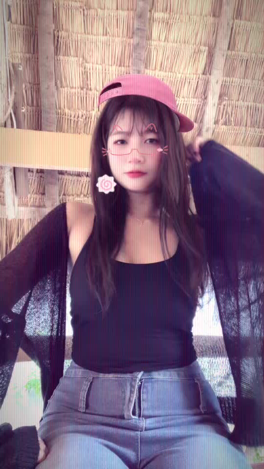 @Emie 🍑