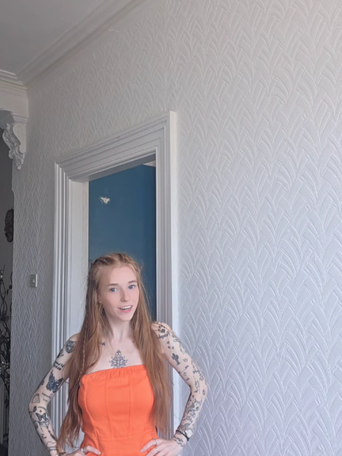@LilRedCanvas