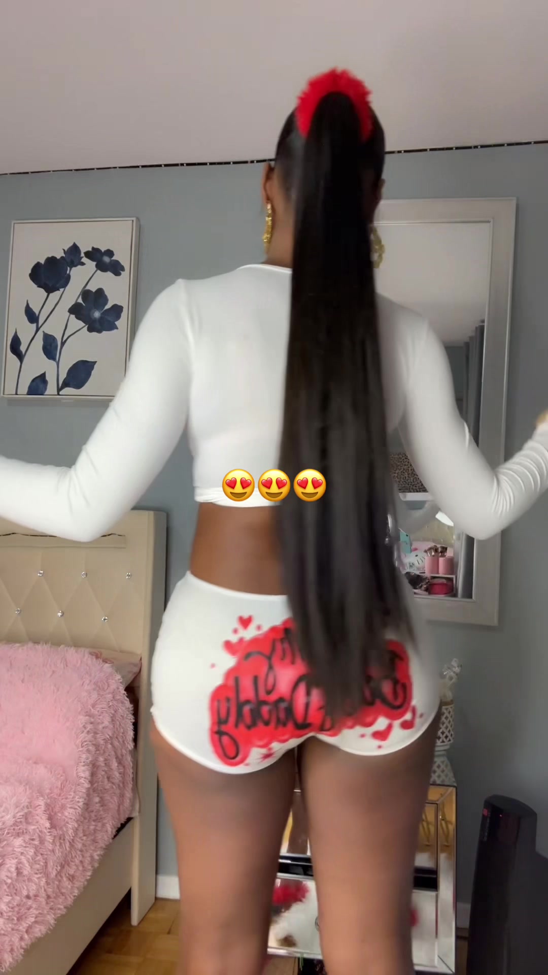 @Angelé