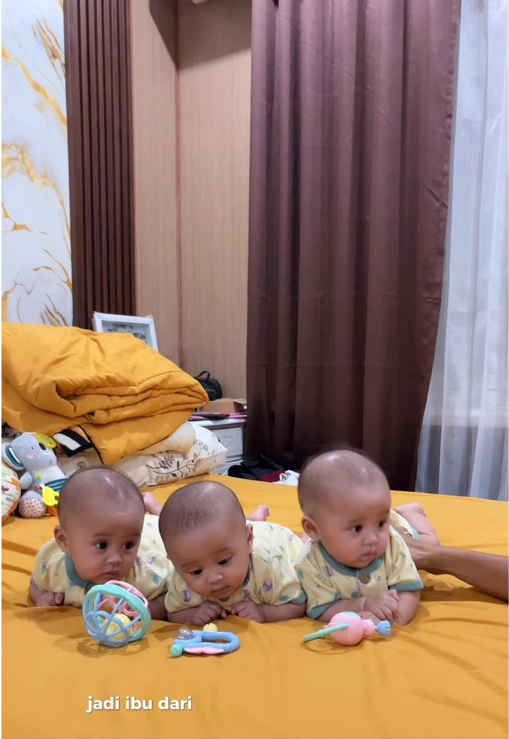 @Zahra | Mama Triplets