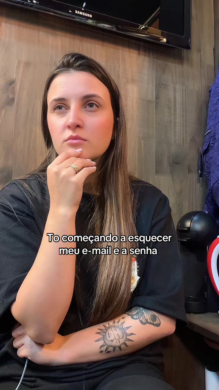 @D&eacute;bi