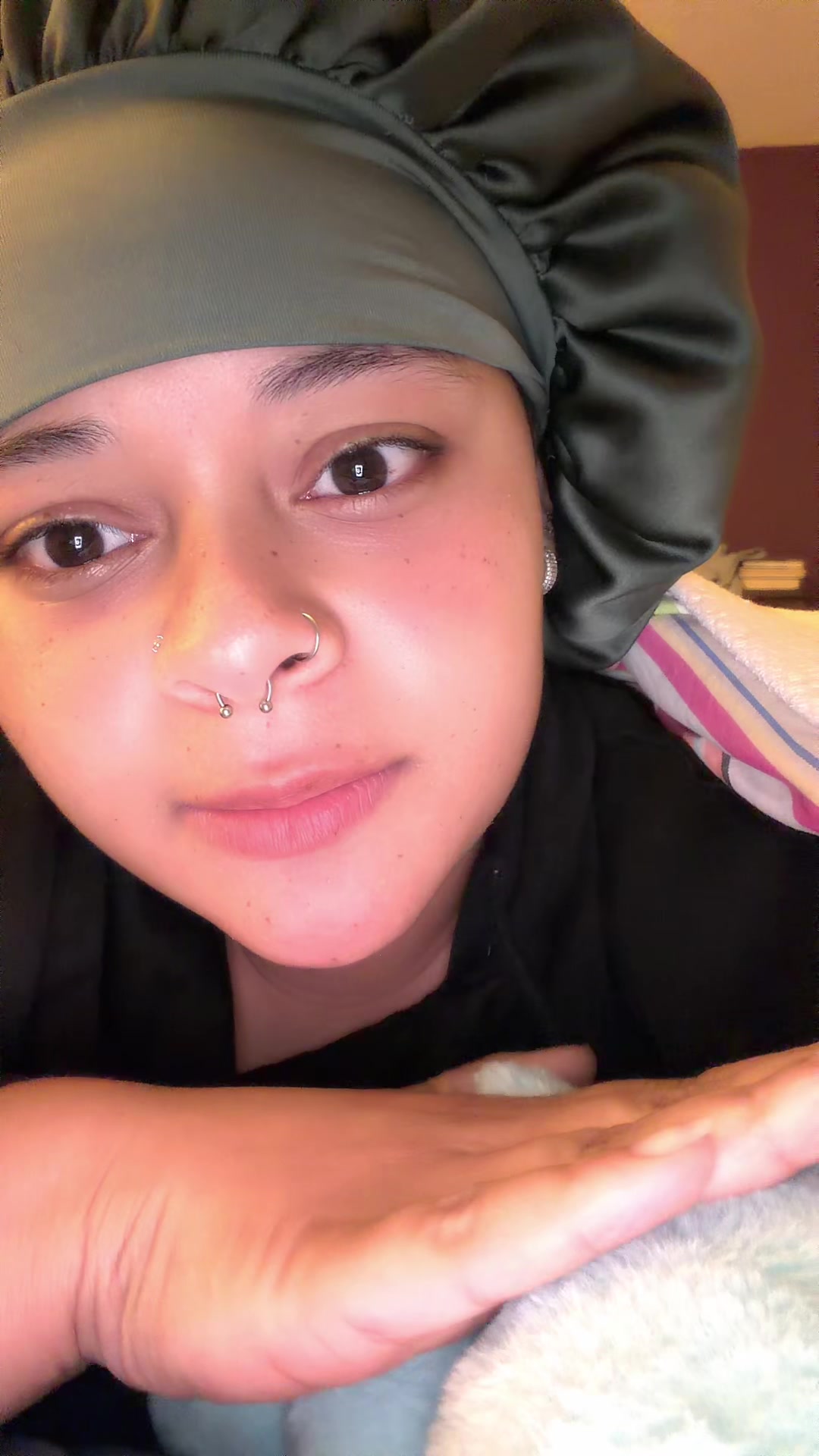 @T<3