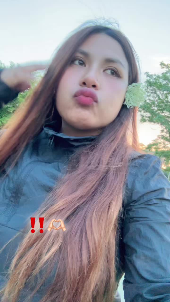 @Xochitl