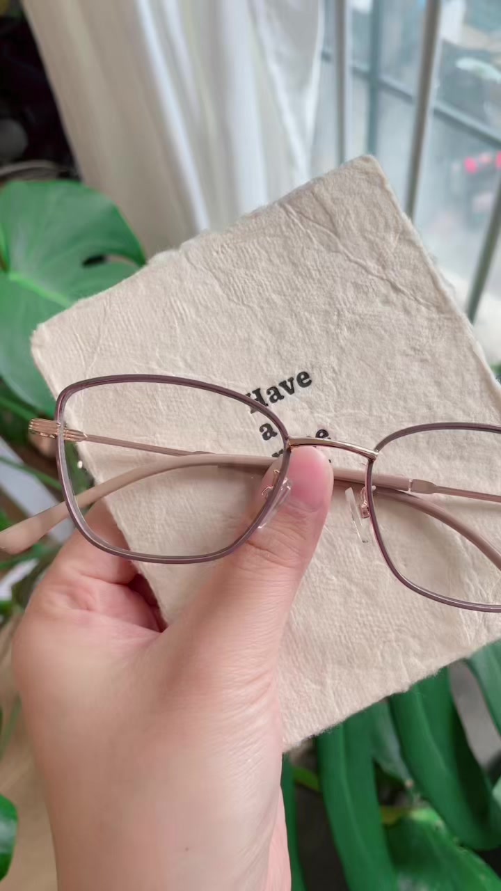 @Design Glasses