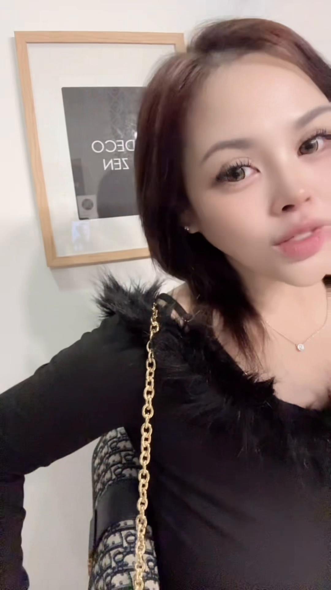 @๐ฆ Zara Francis (ๆๆ)๐๐