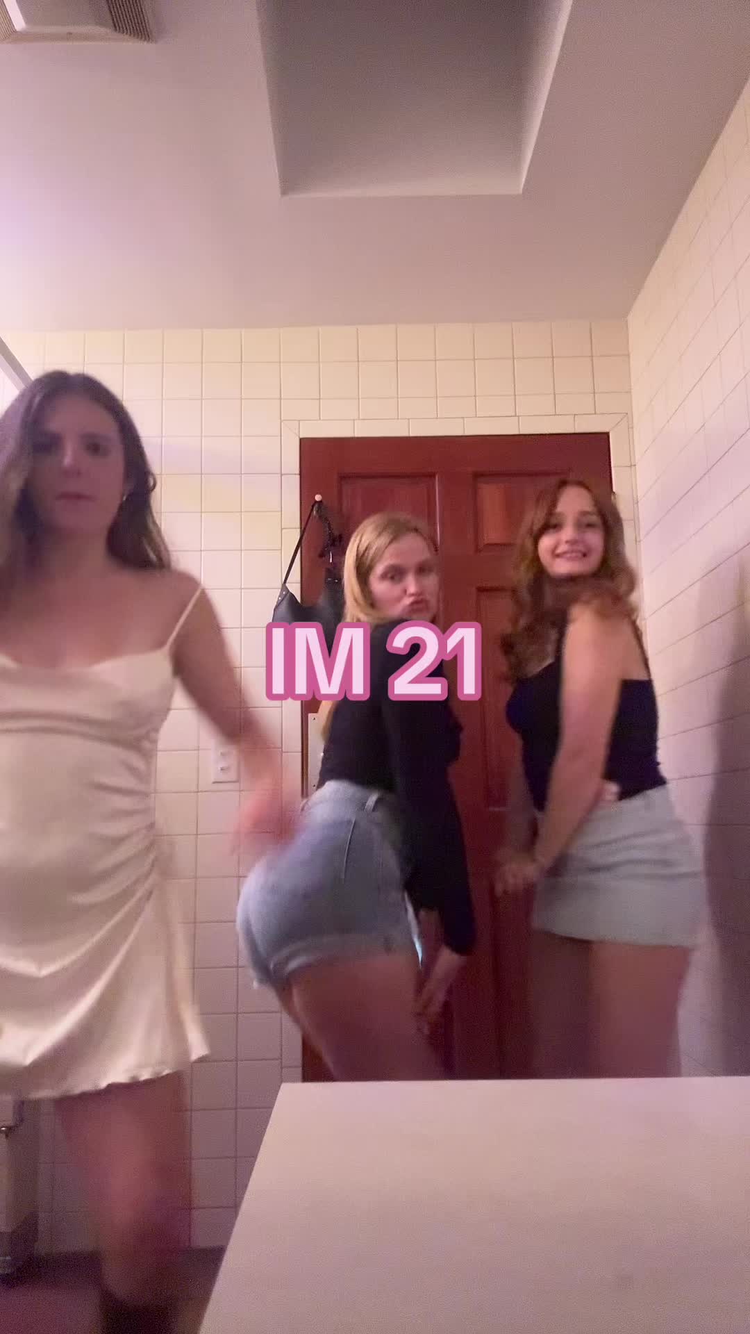 @dookiequeen01