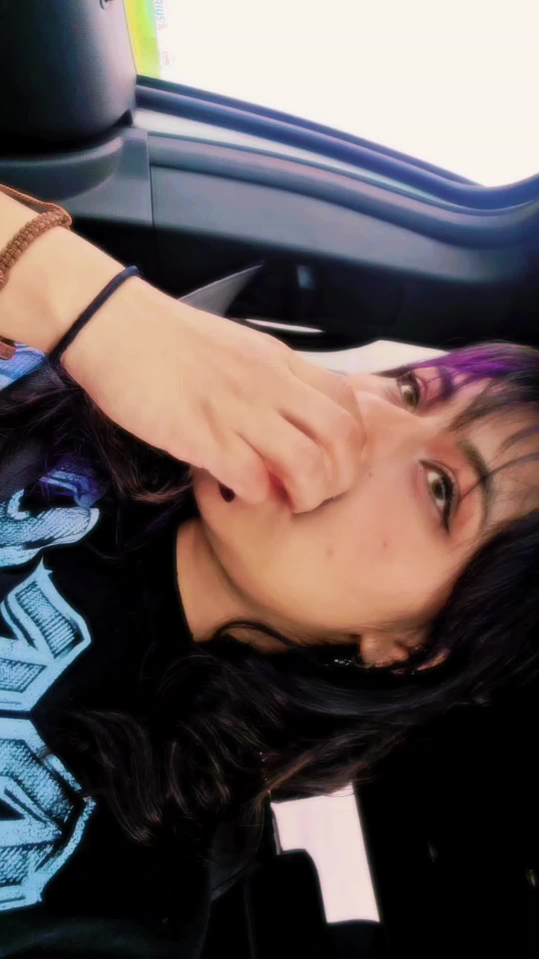@Paloma 🖤✨