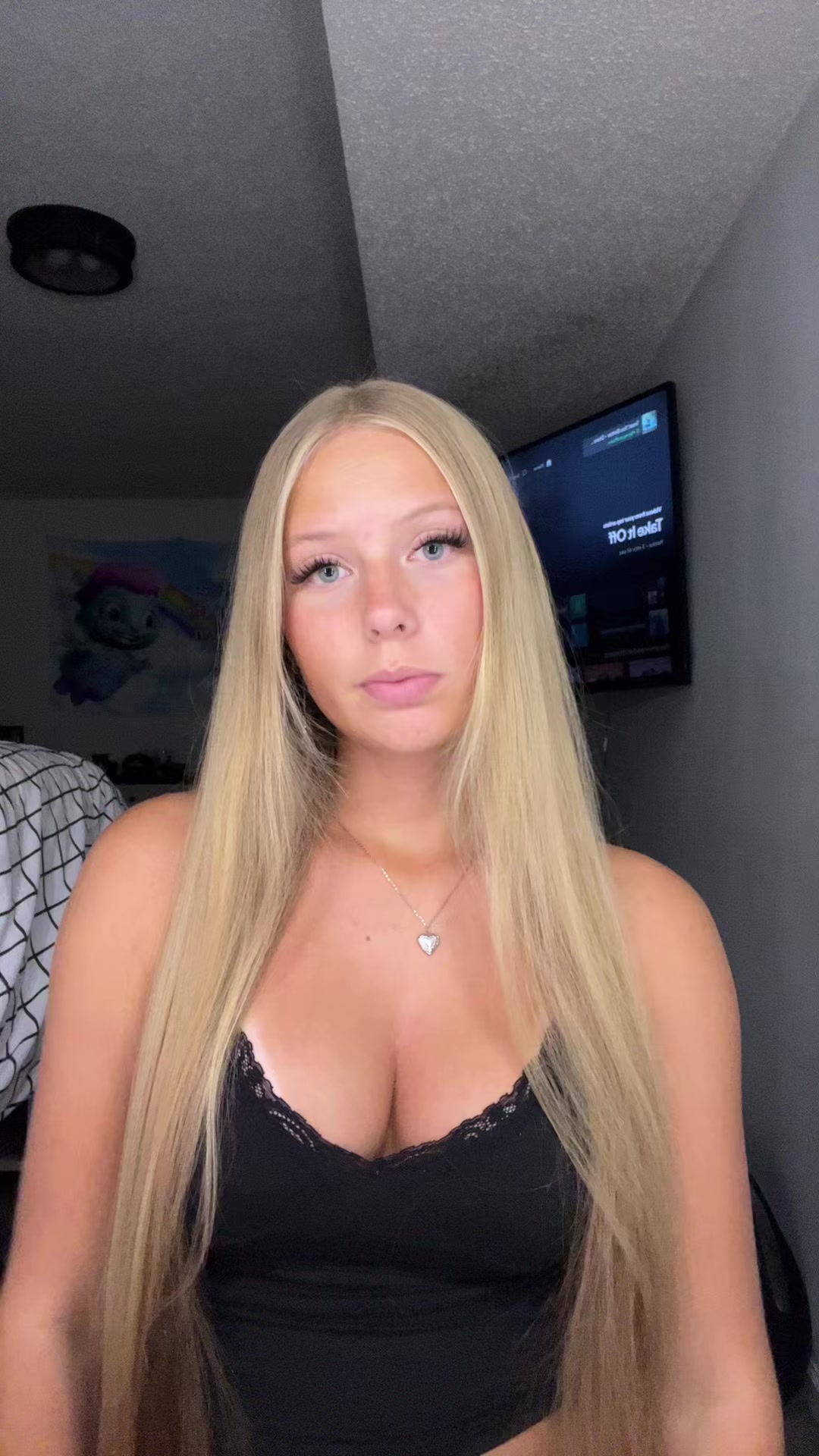 @️