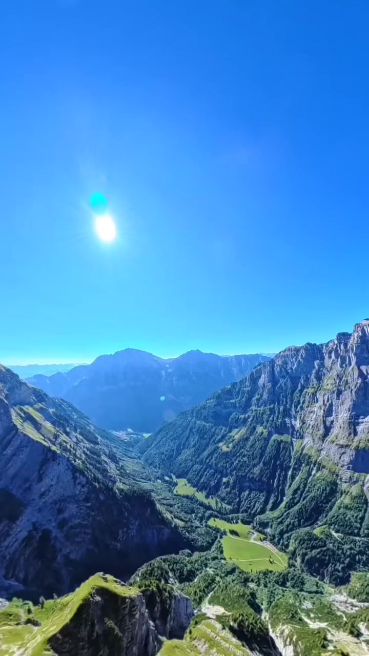 @ᚢᛚᛚᚱ