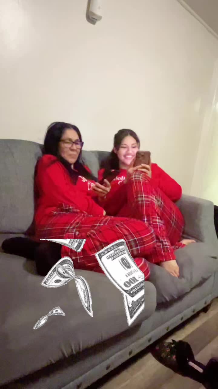 @Victoria Johana