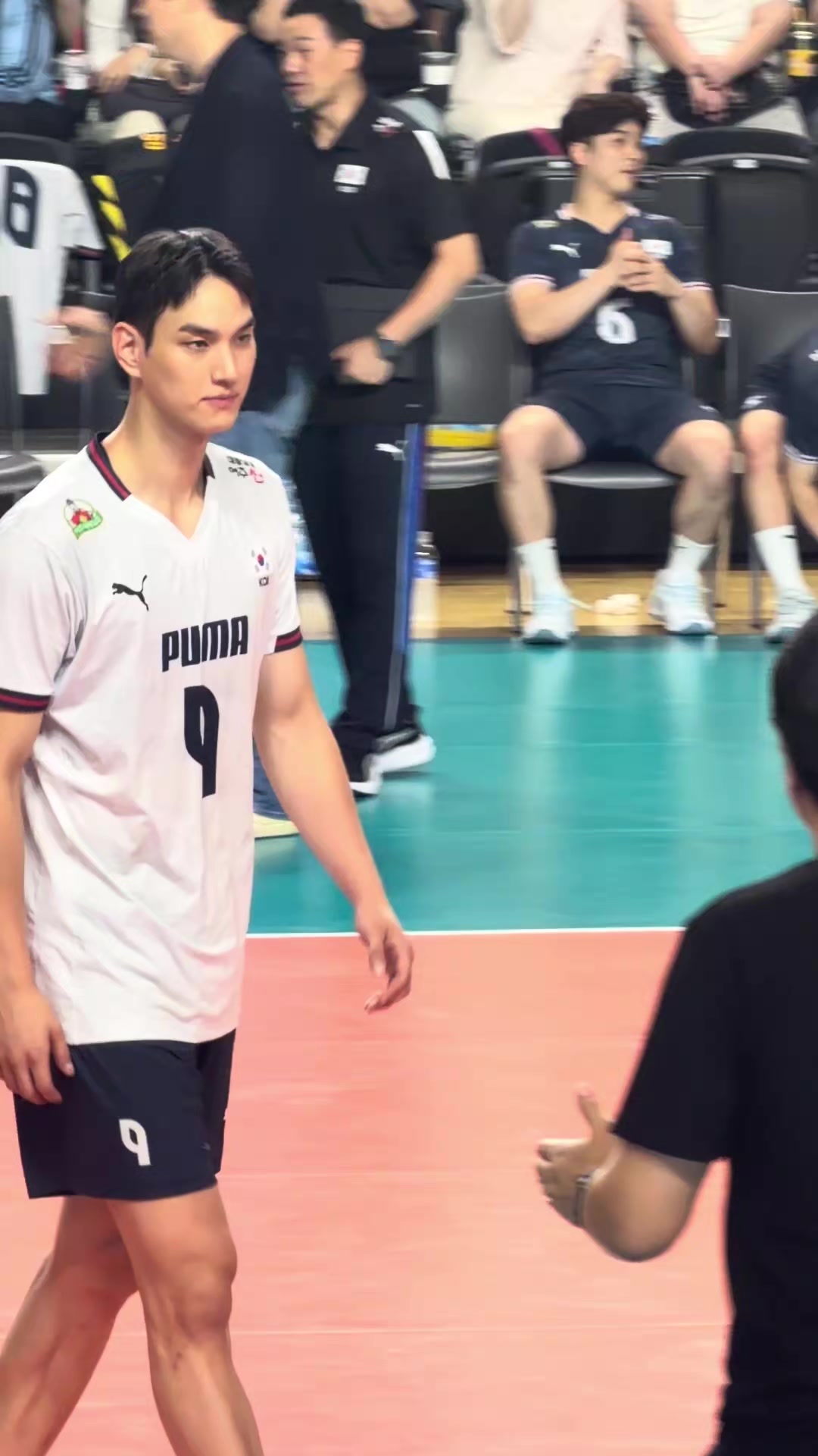@๐ฐ๐น๐ผ๐๐ฑ๐ป๐ต๐ฒ