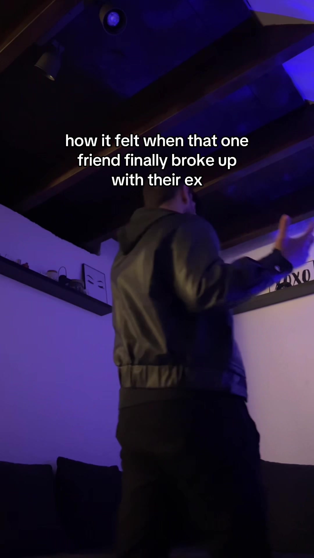 @🦋
