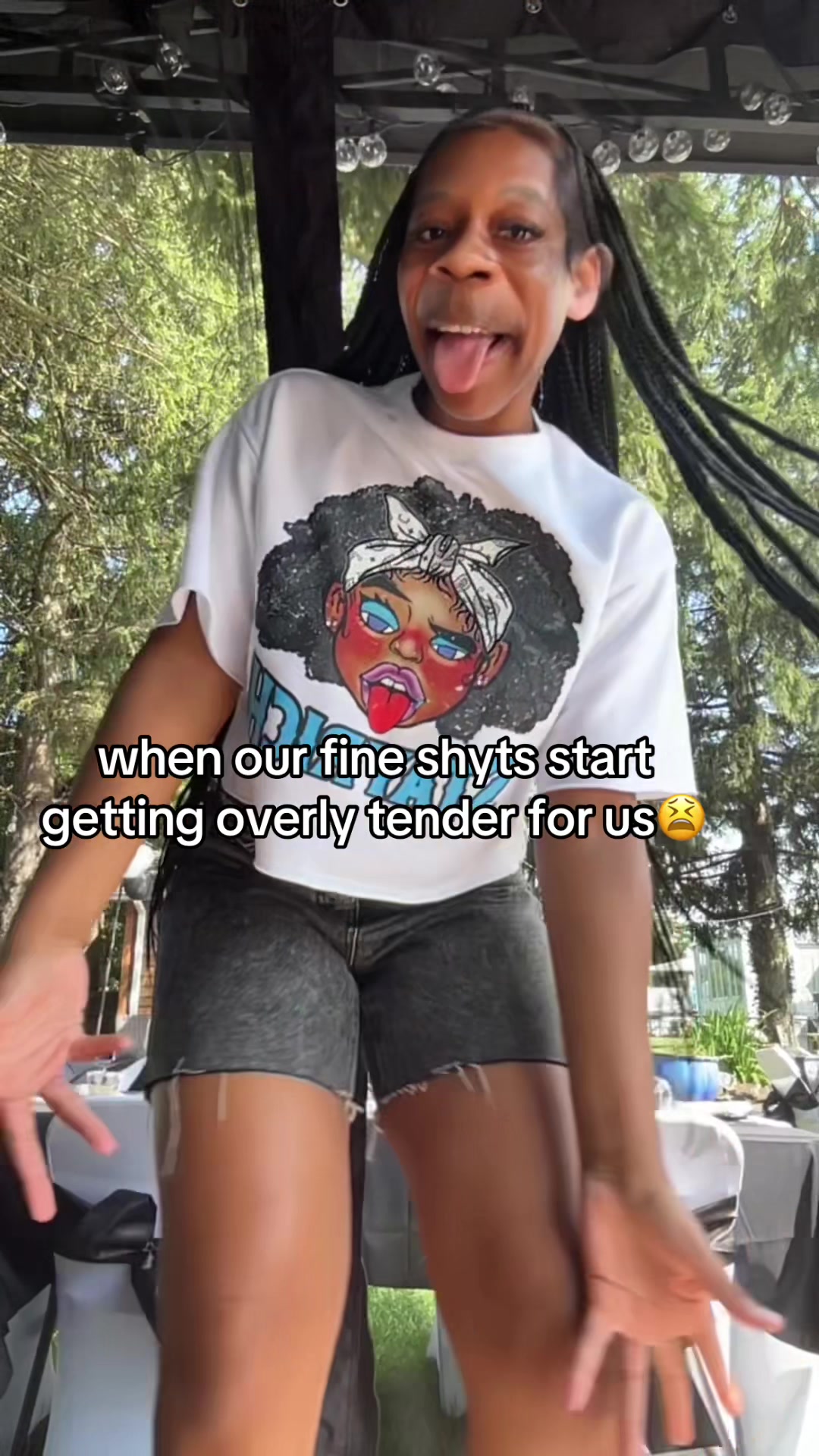 @️