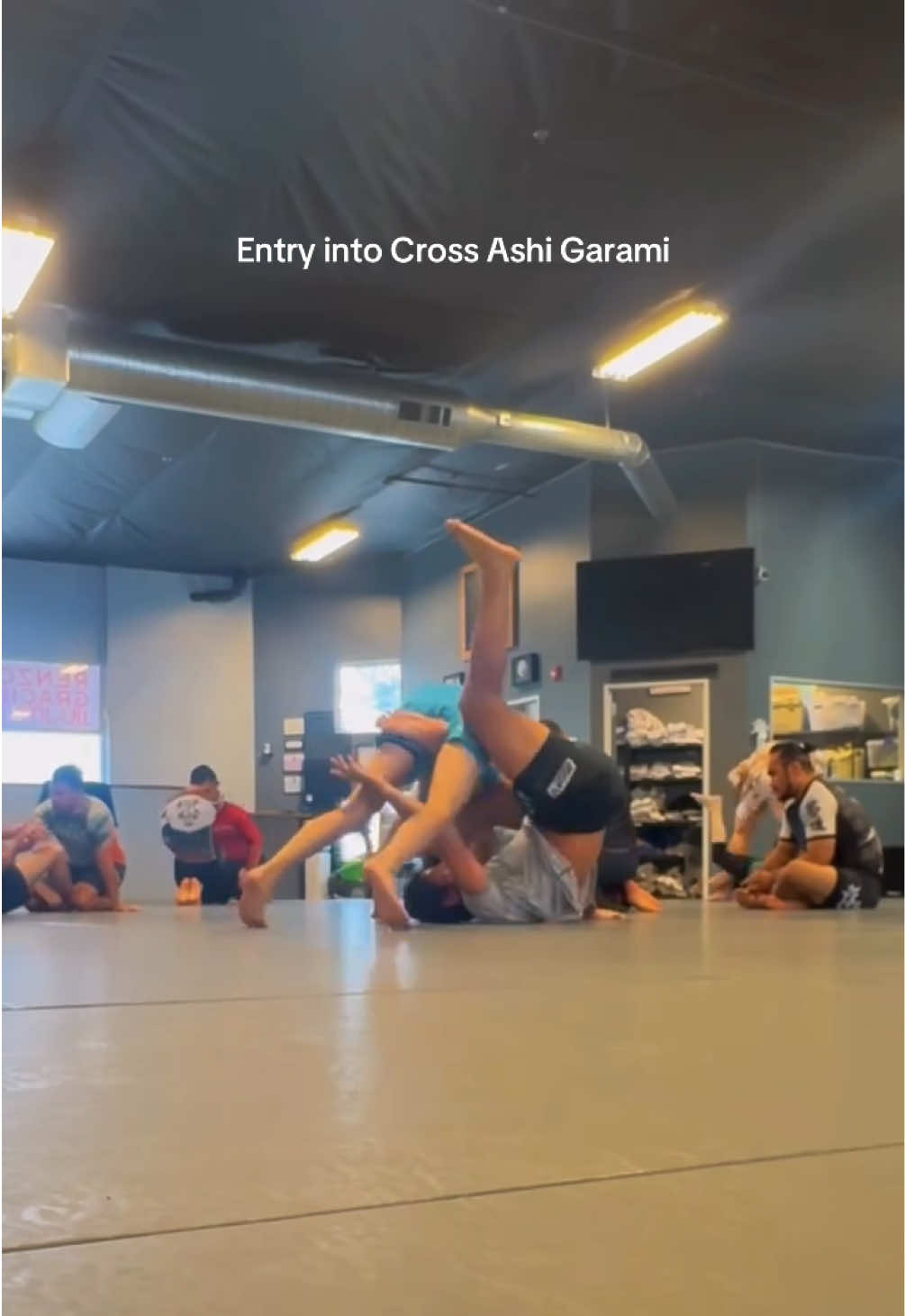 @Jiu Jitsu FLO