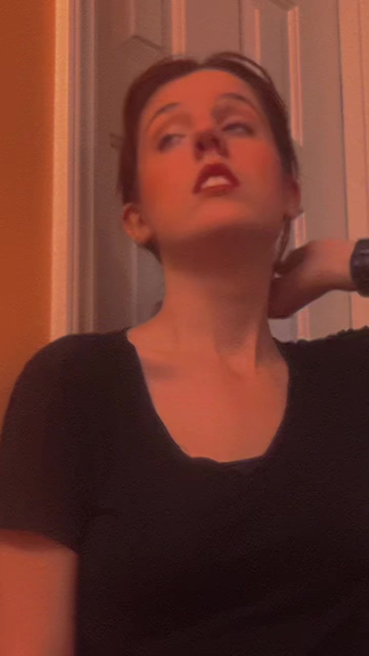 @julia.c_acting