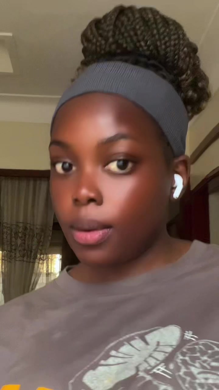 @Nina💫🇺🇬♑️