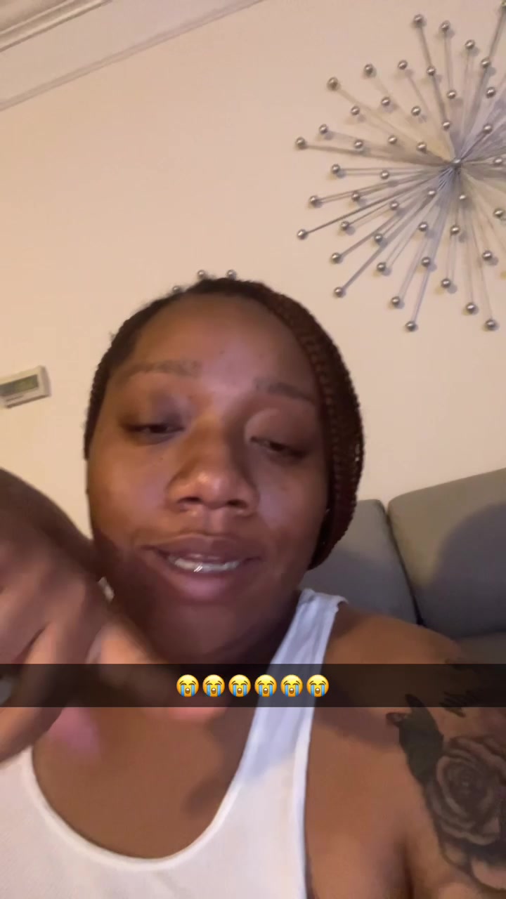 @Dee_nuggss