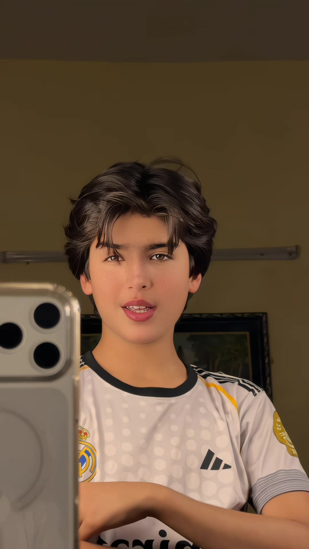 @𝙈𝙖𝙣𝙞🦇