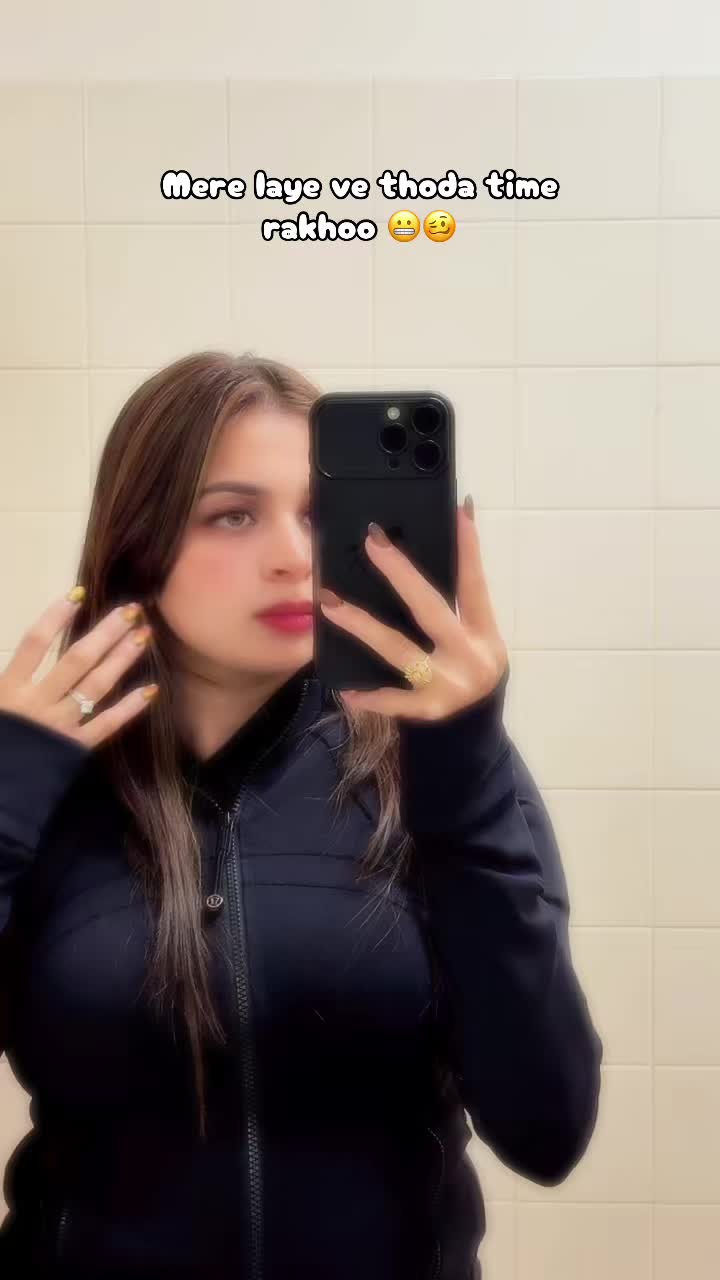 @komal_khaira97