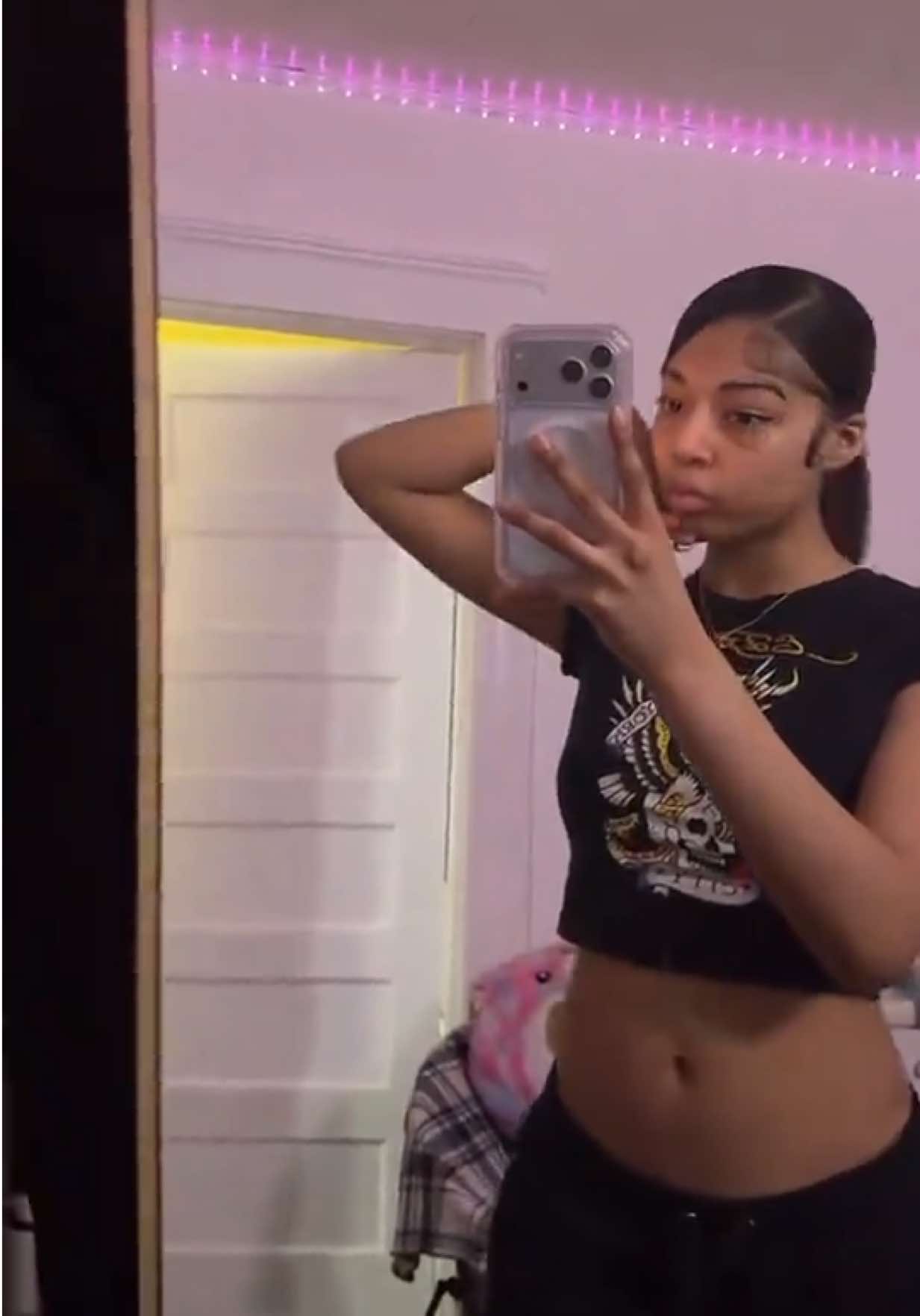 @kira