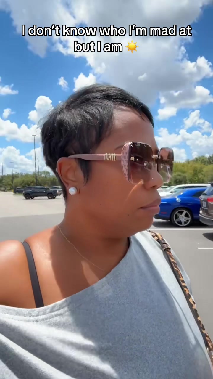 @its_mrs_tee