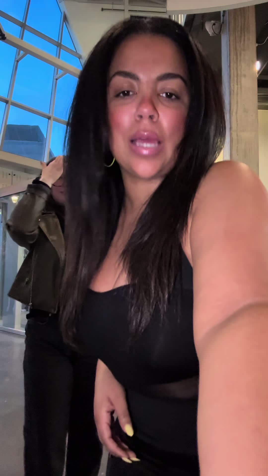 @NoushkaOfficial