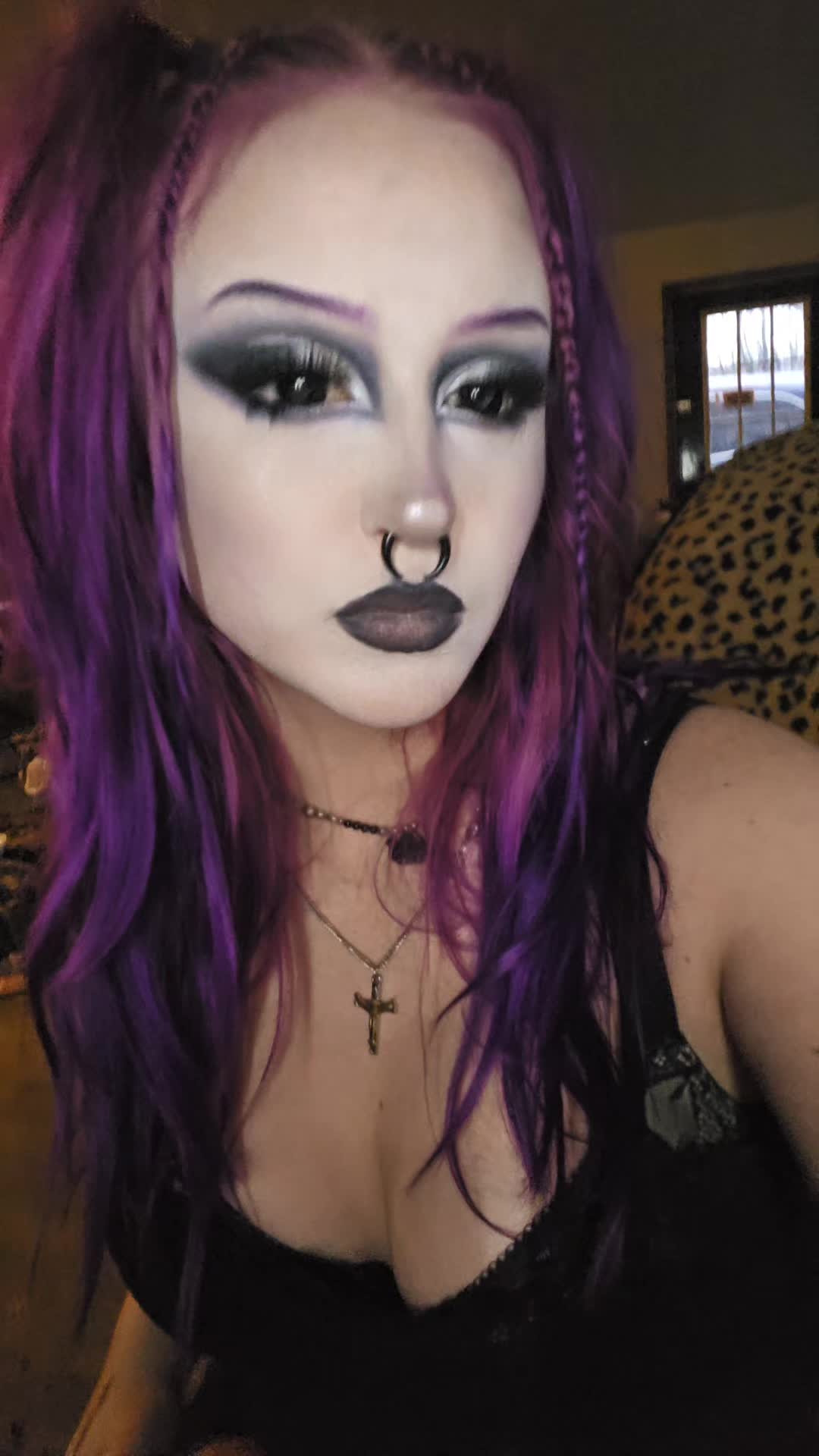 @illyria.holmes