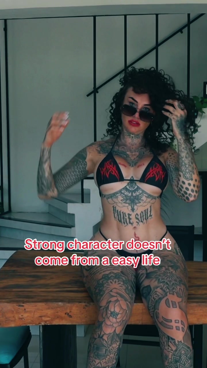 @Rosey🖤