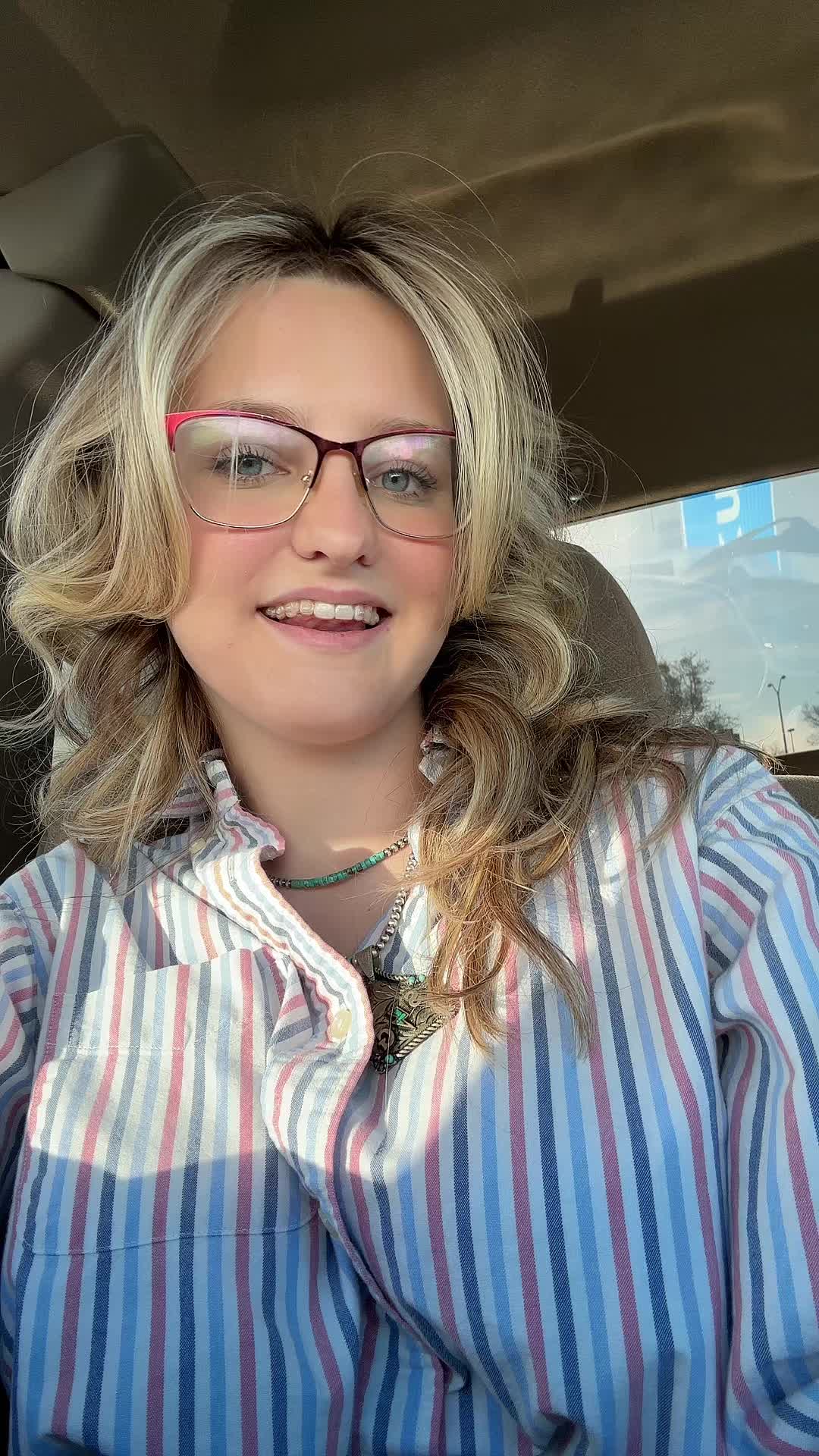 @Shayna_Eve
